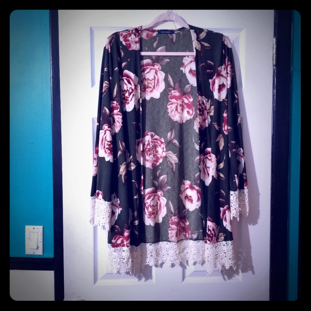 💐HP💐 Bluheaven NWT Kimono Cardigan M